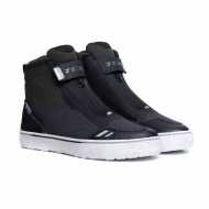 Shoe Ikasu 2 Wp WMN Black Red