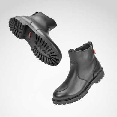 Boots Cooper Black Wp