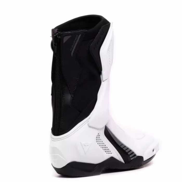 Boots Nexus 3 IN & OUT White Black