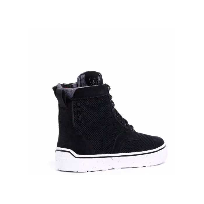 Shoe Dartwood Tex Black White